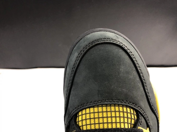 Bmlin Jordan Air 308497-008 Thunder Retro 4 0714